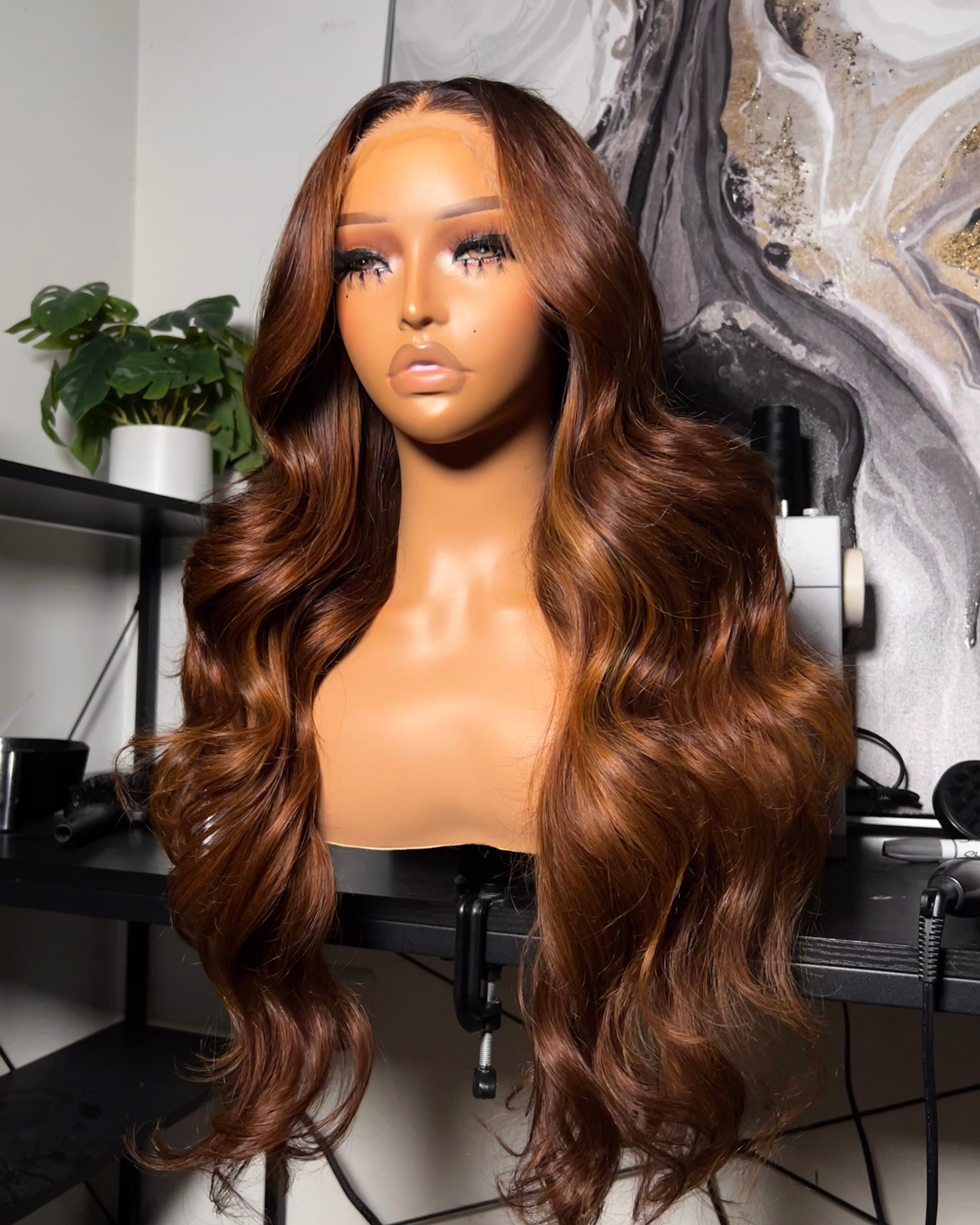 Chestnut (Burmese Wig)